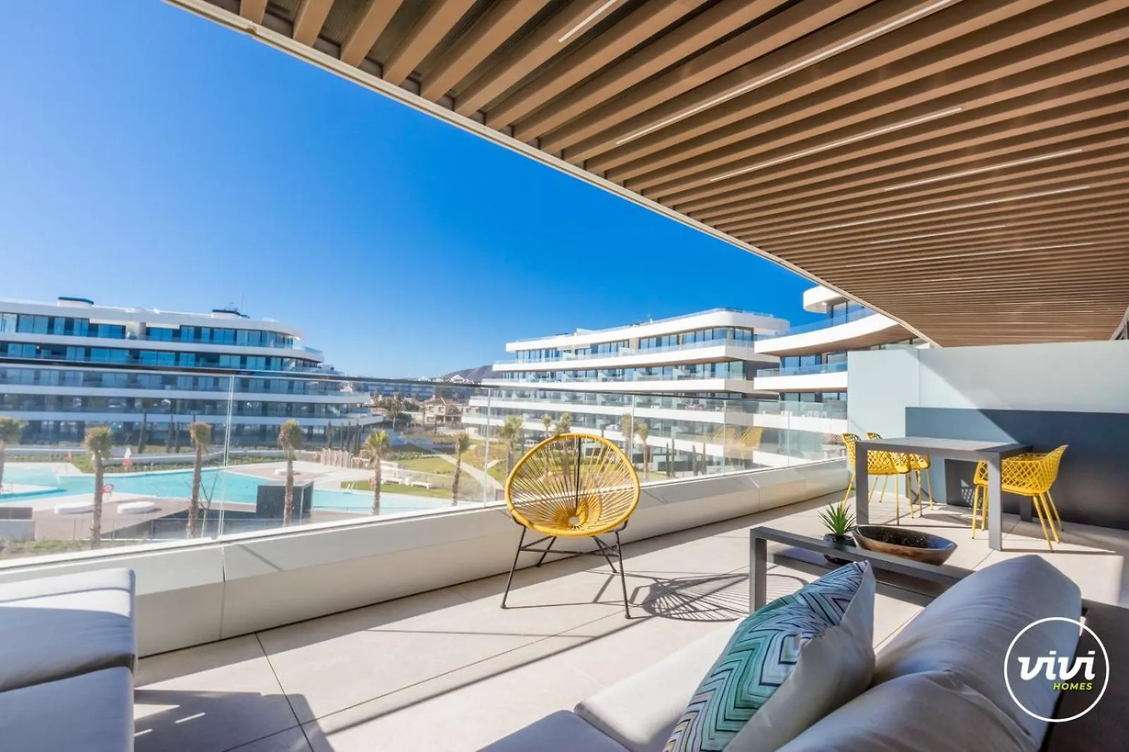 Vivi Homes - Bambu Pool, Gym, Sauna & Beach Torremolinos