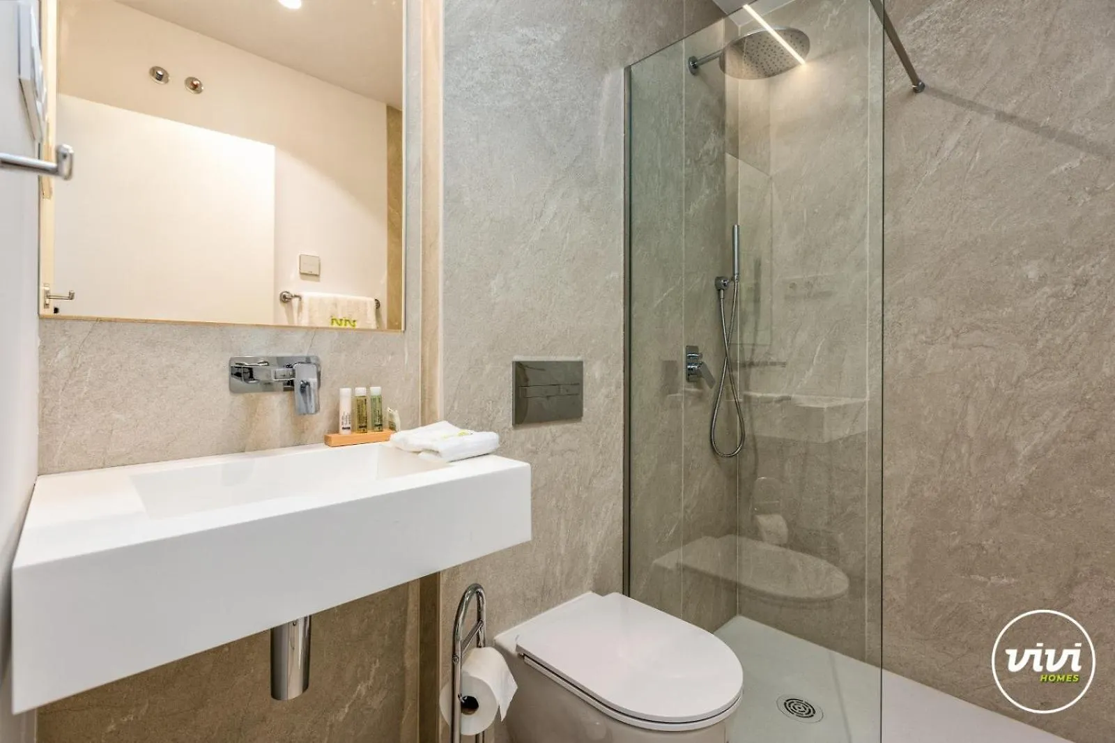 Lejlighed Vivi Homes - Bambu Pool, Gym, Sauna & Beach Torremolinos