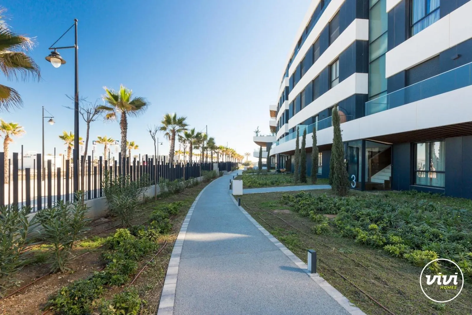 Vivi Homes - Bambu Pool, Gym, Sauna & Beach Torremolinos Apartment