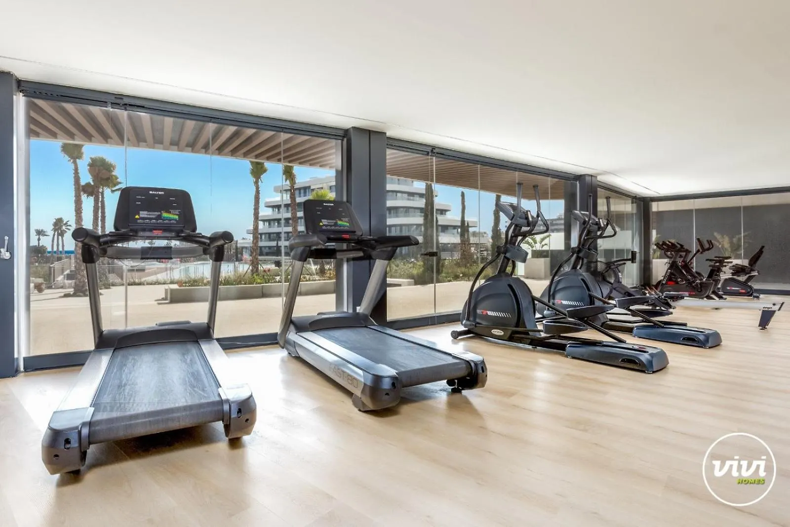 Vivi Homes - Bambu Pool, Gym, Sauna & Beach Torremolinos Apartment